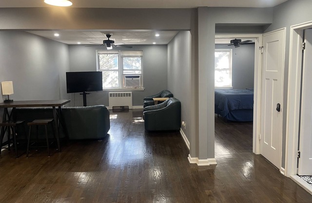Grand Condo Apartment just 1 block from the Metro North Trains