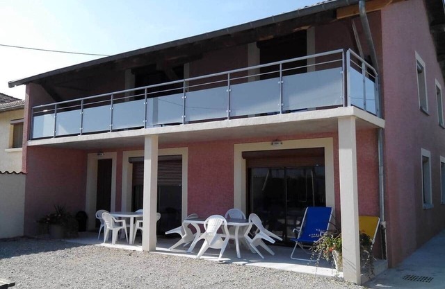 Grand gîte spacieux à la ferme