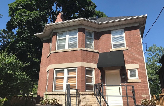 Grand Hillcrest Home