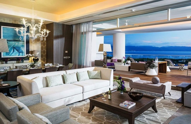 Grand Luxxe 3 Bed Room + Spa