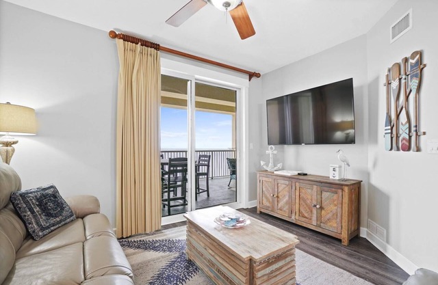Grand Panama 2007! Direct Gulf Front Nicely decorated, large balcony, sleeps 6