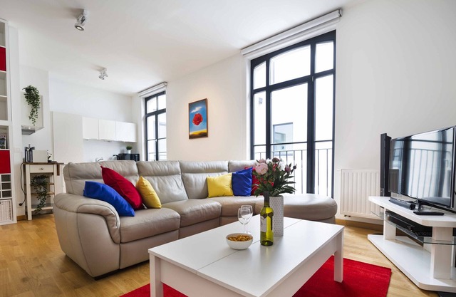 Grand Place Design Residence