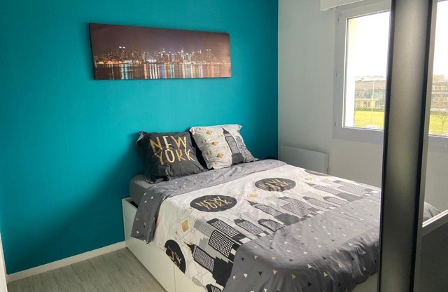 Grand Studio Lumineux Caen Memorial