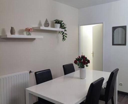 Grand T2 avec jardin et parking proche Paris et Orly