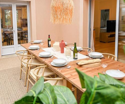 Grande maison chaleureuse à Bouliac