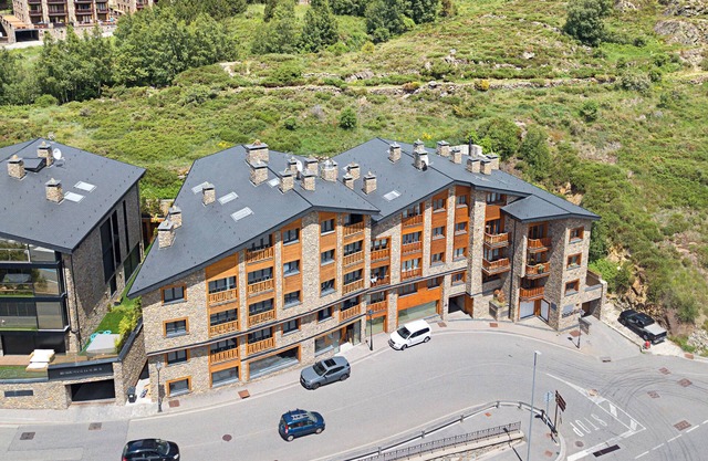 Grandvalira Family Ski Apartment