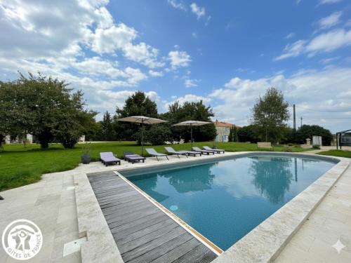 Grange rénovée avec spa et piscine proche du Marais Poitevin - FR-1-426-592