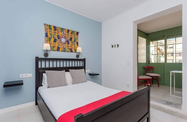 Great apartment to experience all the charms of Barcelona while staying in a central location! It has 3 comfortable and cozy bedrooms each one with a small living room area.