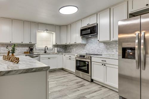 Great for Families! Remodeled Jackson Home