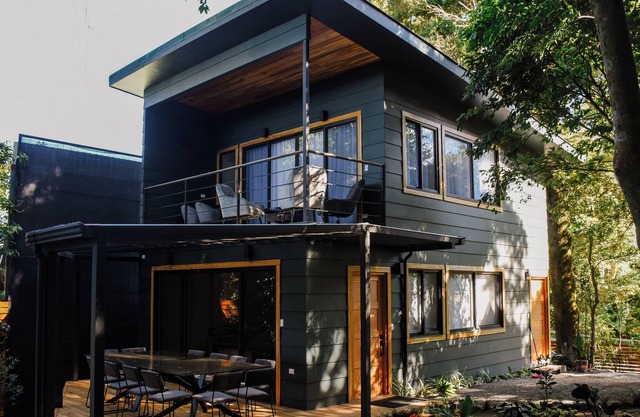 Great Location for Large Groups in Monteverde - Private property with 3 Cabins