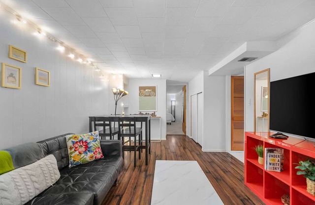 Green Lake Zen Garden Basement