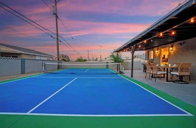 Grill, Chill & Pickleball Thrill in 5BR NLV Home!
