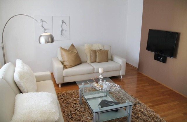 Große Fewo mit Balkon und Sauna im Haus