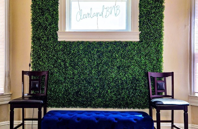 Group Retreat! Games, Sleeps 15!