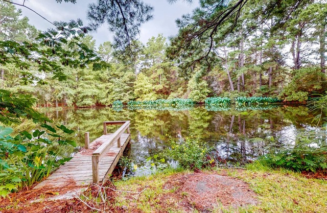 Guest Home on 14 Acres - Vineyards, Pond & Trails - Newly Updated Kitchenette