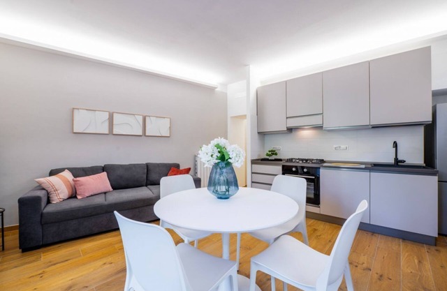 GuestHost - Spoleto Bright and Modern Apartment