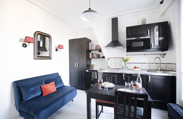 GuestReady - Cozy and Bright with Notre Dame View