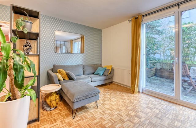 GuestReady - Peaceful Apt 8pax near the Rhône river