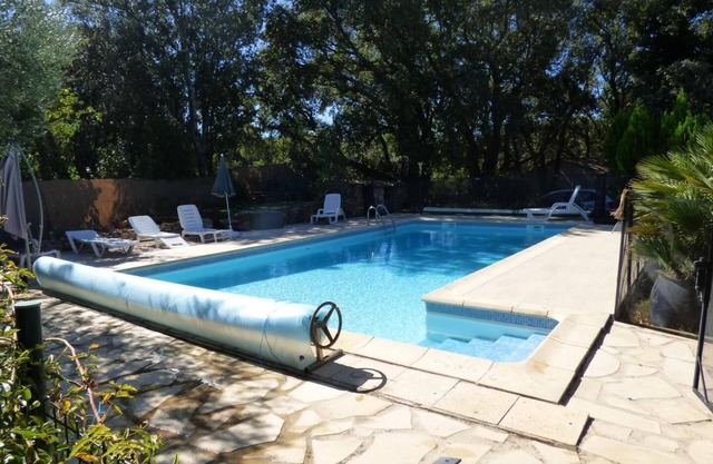 GUIBERGIA gîte - CABASSE