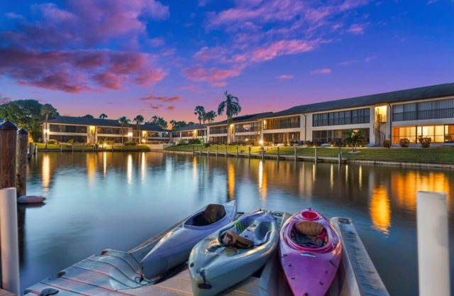 Gulf Access Condo Heated Pool & Dock