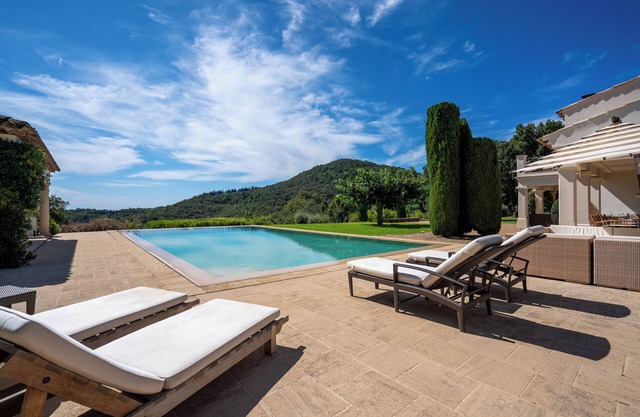 Gulf of St-Tropez, Beautiful Villa, Large Pool, Tennis Court and Gorgeous Views