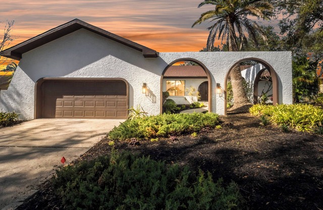 Gulfside Serenity Stay Spanish Oasis w/Pool & Near the Beaches