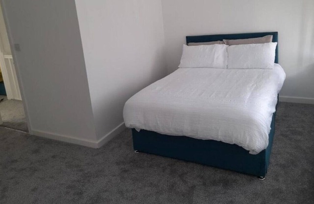 Gusto - 4 beds, Sleeps 7- Delightful Leisure Stay