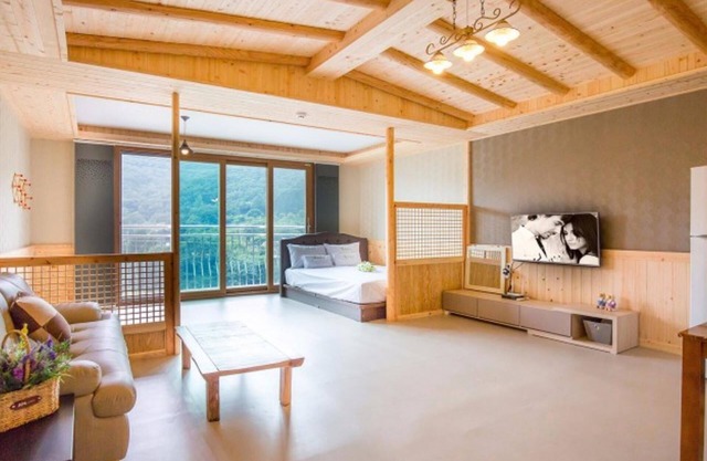 Gwangyang Feel Tourist House Pension