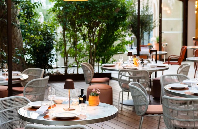 Hôtel et Restaurant La Bastide Bourrelly – Mathias Dandine