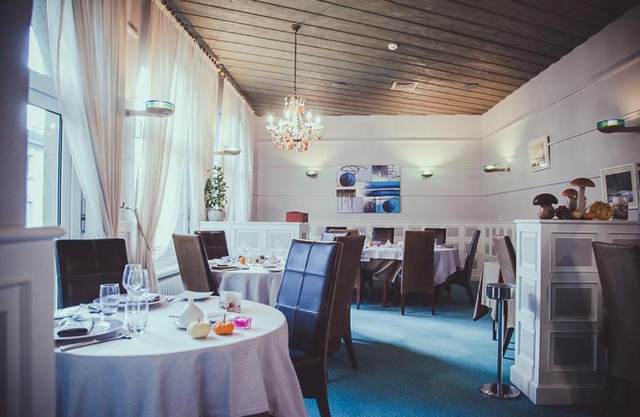 Hôtel Logis Le Bourbon