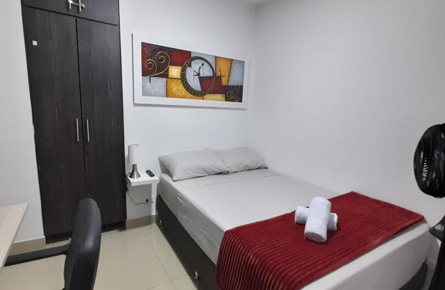 Habitación 301 con baño privado cerca a laureles