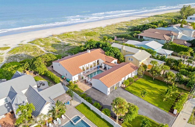 Hacienda by the Sea. Spectacular Ocean front villa 7 bedrooms