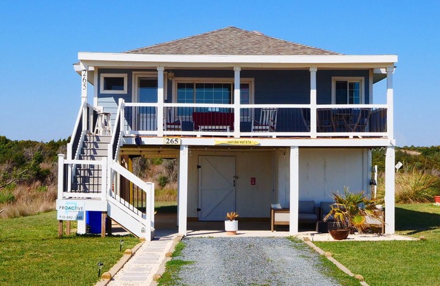 "Hakuna Matata" - Oceanfront Home, 2 Bedrooms/2 Bathrooms