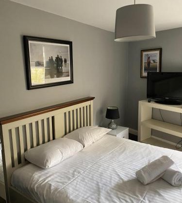 Halstead Rooms