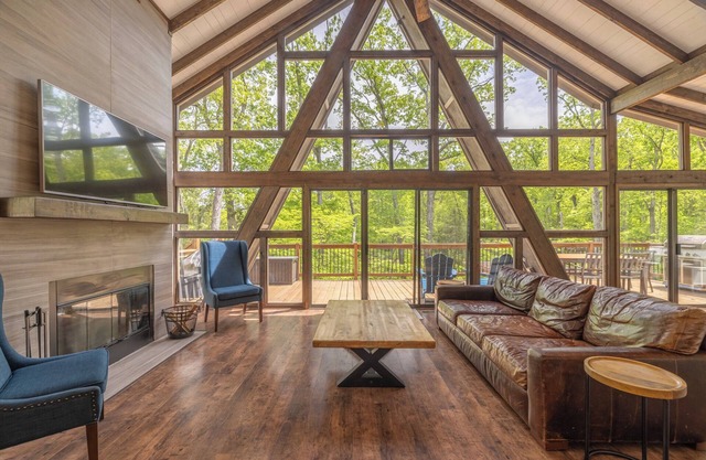 Hampton's Hideaway by Innsbrook Vacations!