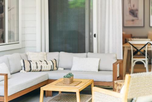 Hamptons by Khove