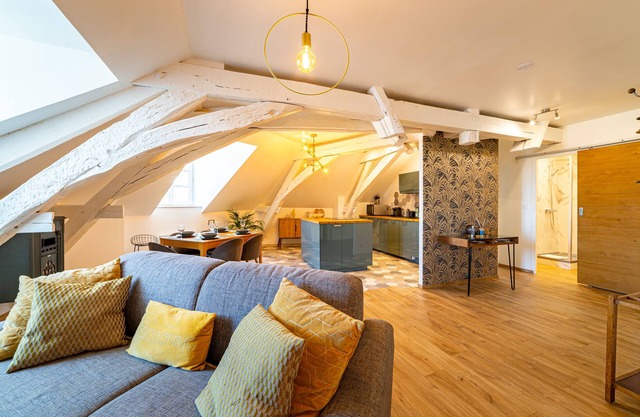 "Happy Cocoon" - Immersion in the historic center