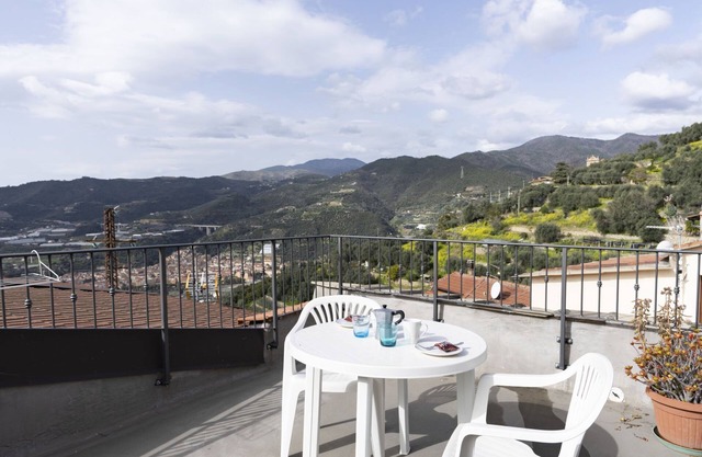 Happy Home by Interhome