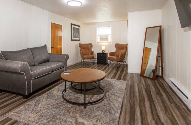 *Happy Tavern Apt*Rimrock Hwy*Near Pactola Lake*