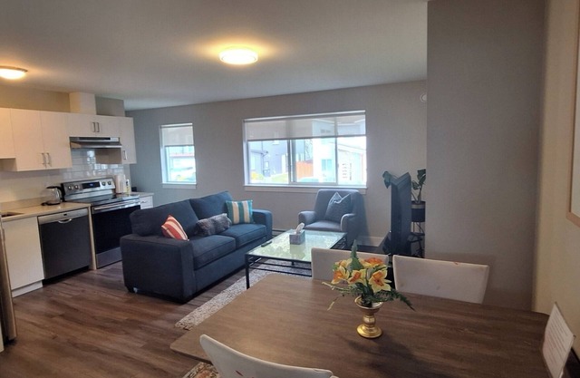 Happy Zone Suite with A/C - Sleeps 4. Complimentary Refreshments !