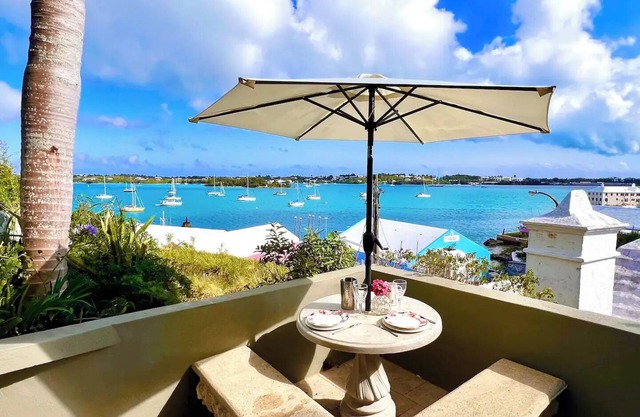 Harbour View Gem in Historic St George's - 2bed/2bath