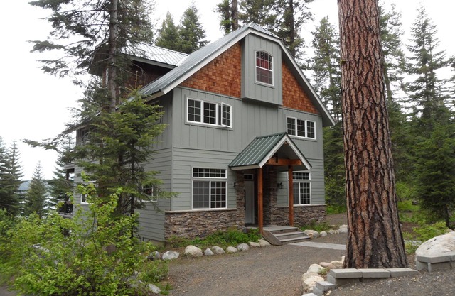 Harris Cove Lodge @ LAKESIDE Aug. 9-16, 2025 3rd night Free