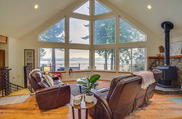 Hat Island Home w/Stunning View & Wraparound Deck