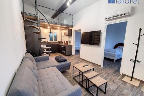 Haut de villa vue mer 3 pièces climatisé & wifi 4 à 6 personnes