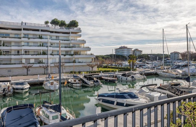 Hauzify I Apartament Port Mar