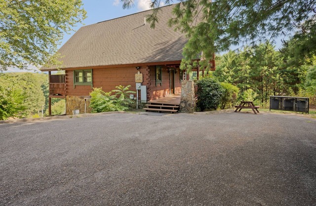 Have An Amazing Time – Hot Tub & Perfect Location