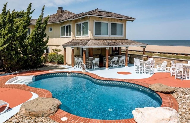 Hawaiian Palace | Oceanfront | Private Pool, Hot Tub