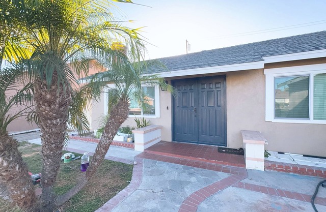 Heart of Little Saigon. n15 mins to the beachnSoothing 2-bedroom in Westminster