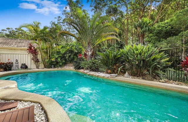 Heated Pool, Beach Side Entertainer, Sleeps 16