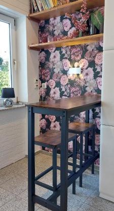 Helle Ferienwohnung mit Garten und Terrasse, direkt am Waldrand gelegen